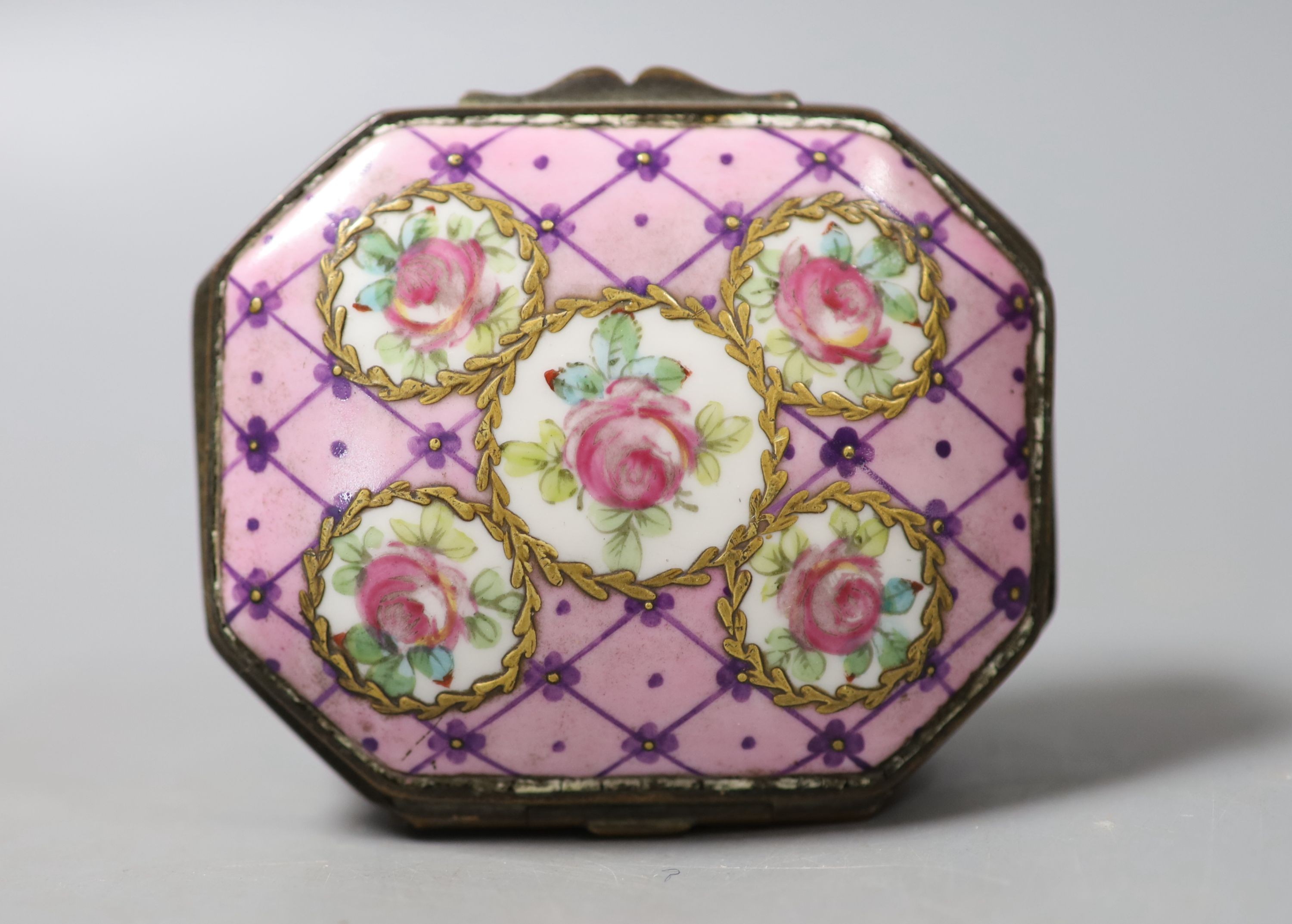 A Sevres style gilt metal mounted porcelain snuff box, c.1900, 8 x 6.5cm